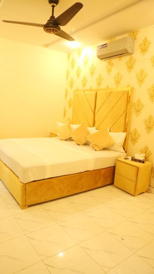 Hotel De Smart Мултан Экстерьер фото