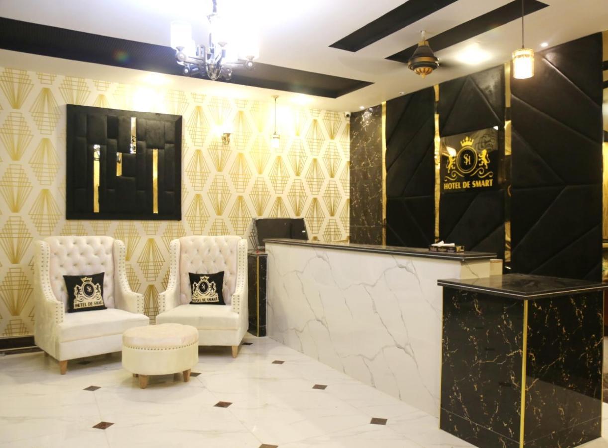 Hotel De Smart Мултан Экстерьер фото