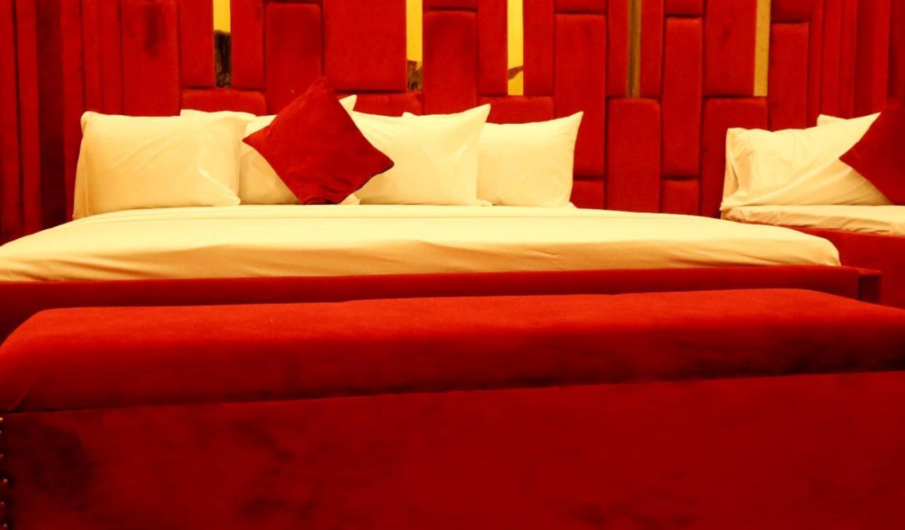 Hotel De Smart Мултан Экстерьер фото